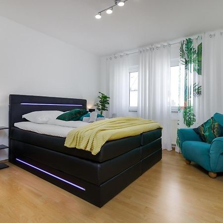 2 Zimmer Wohnung, Kueche, Bad, Balkon, Netflix Alzey Eksteriør billede