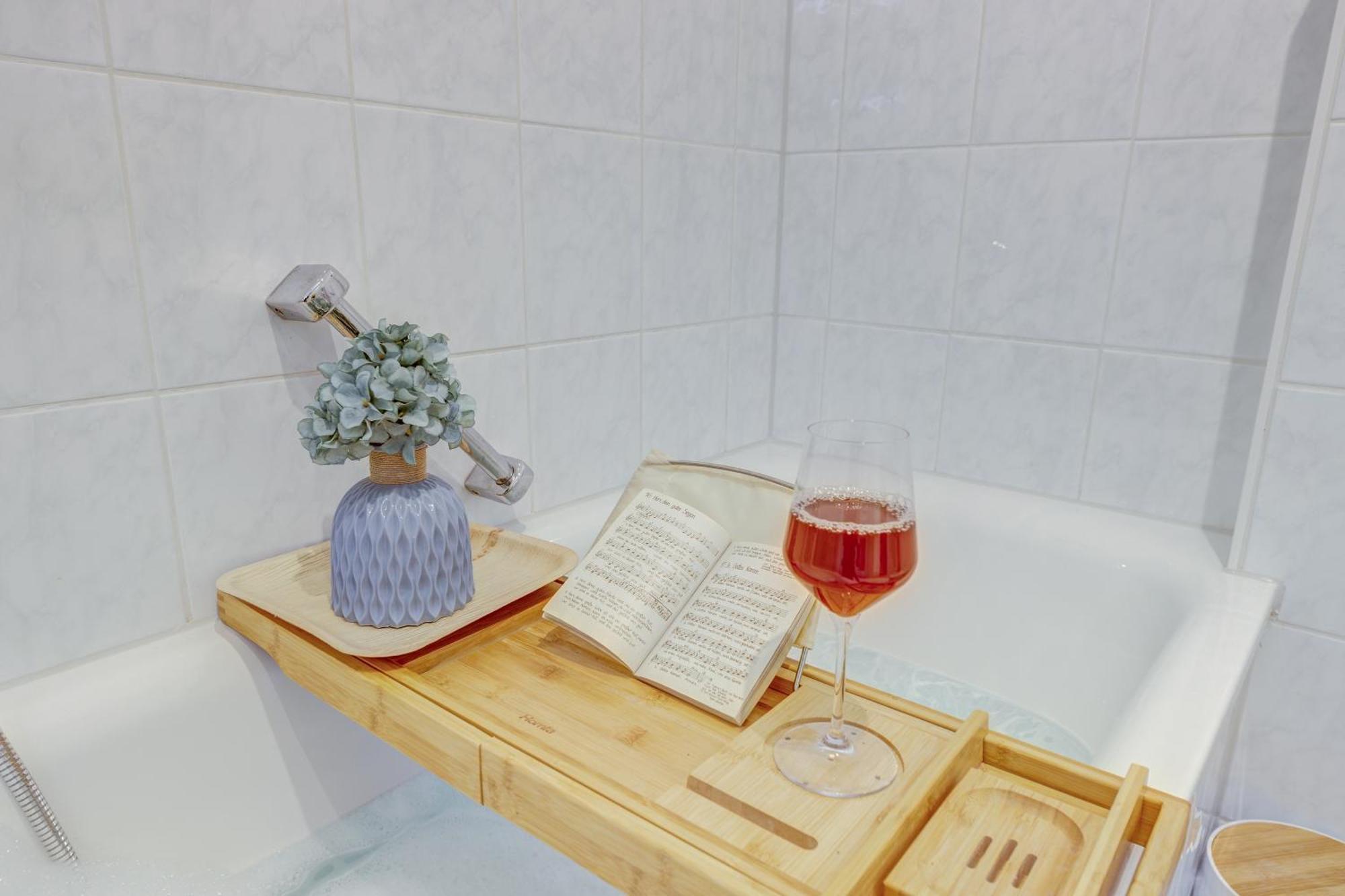 2 Zimmer Wohnung, Kueche, Bad, Balkon, Netflix Alzey Eksteriør billede